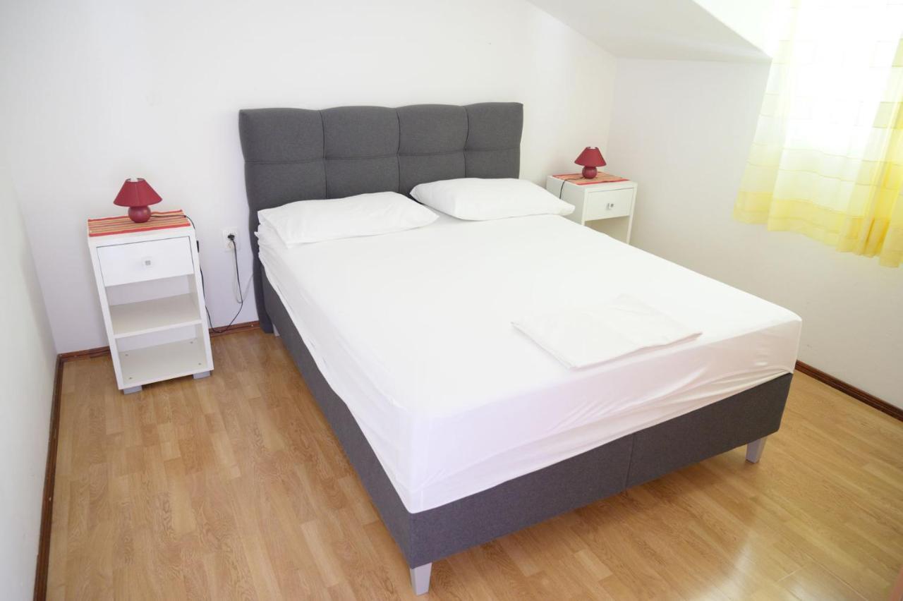 Ratak House Apartment Prizba Ngoại thất bức ảnh