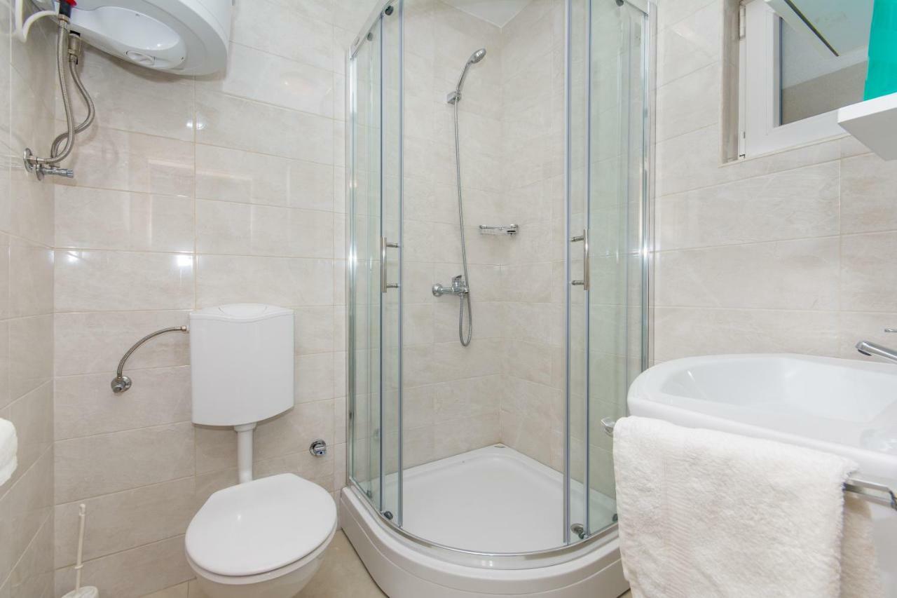 Ratak House Apartment Prizba Ngoại thất bức ảnh