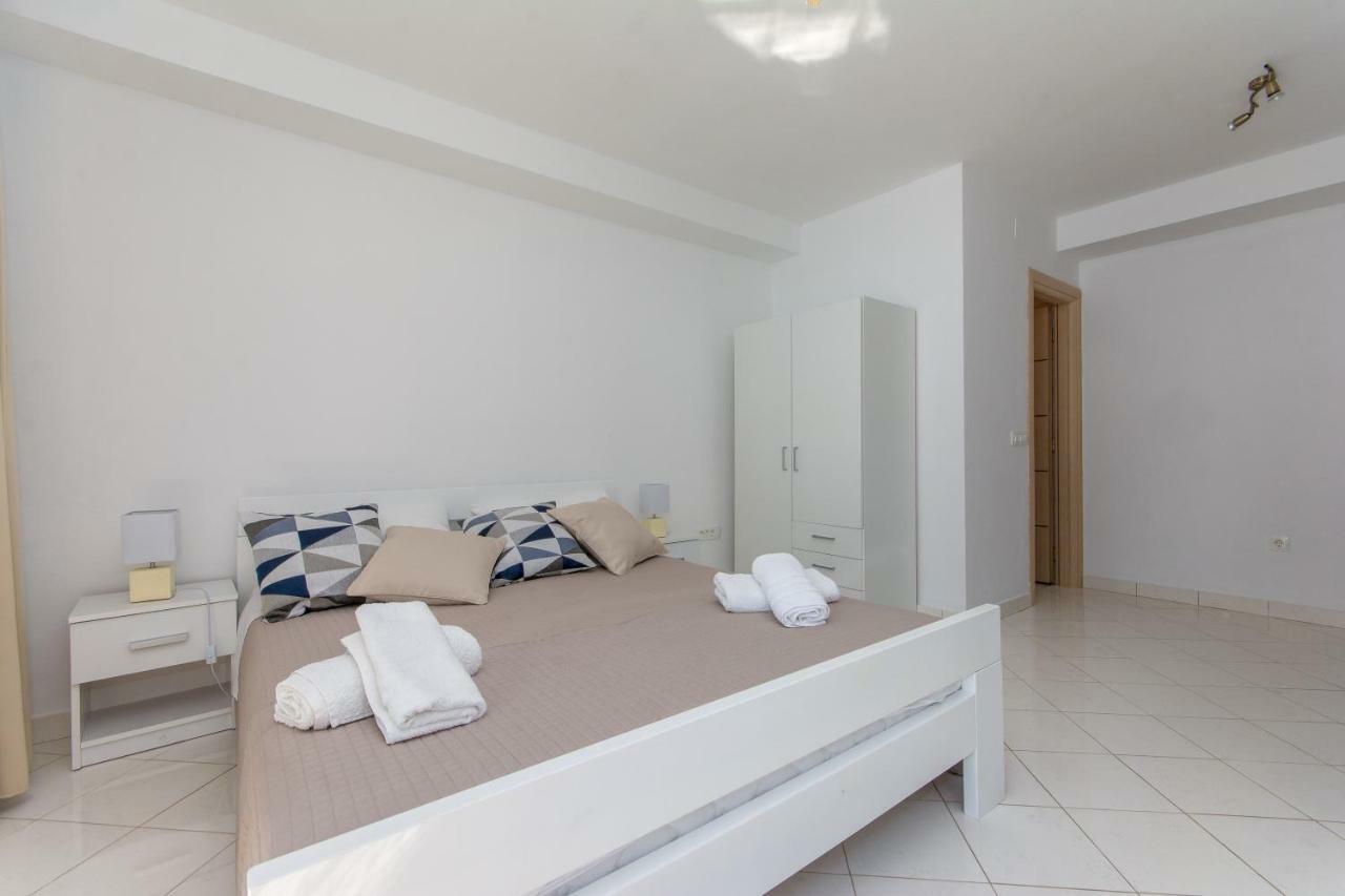 Ratak House Apartment Prizba Ngoại thất bức ảnh