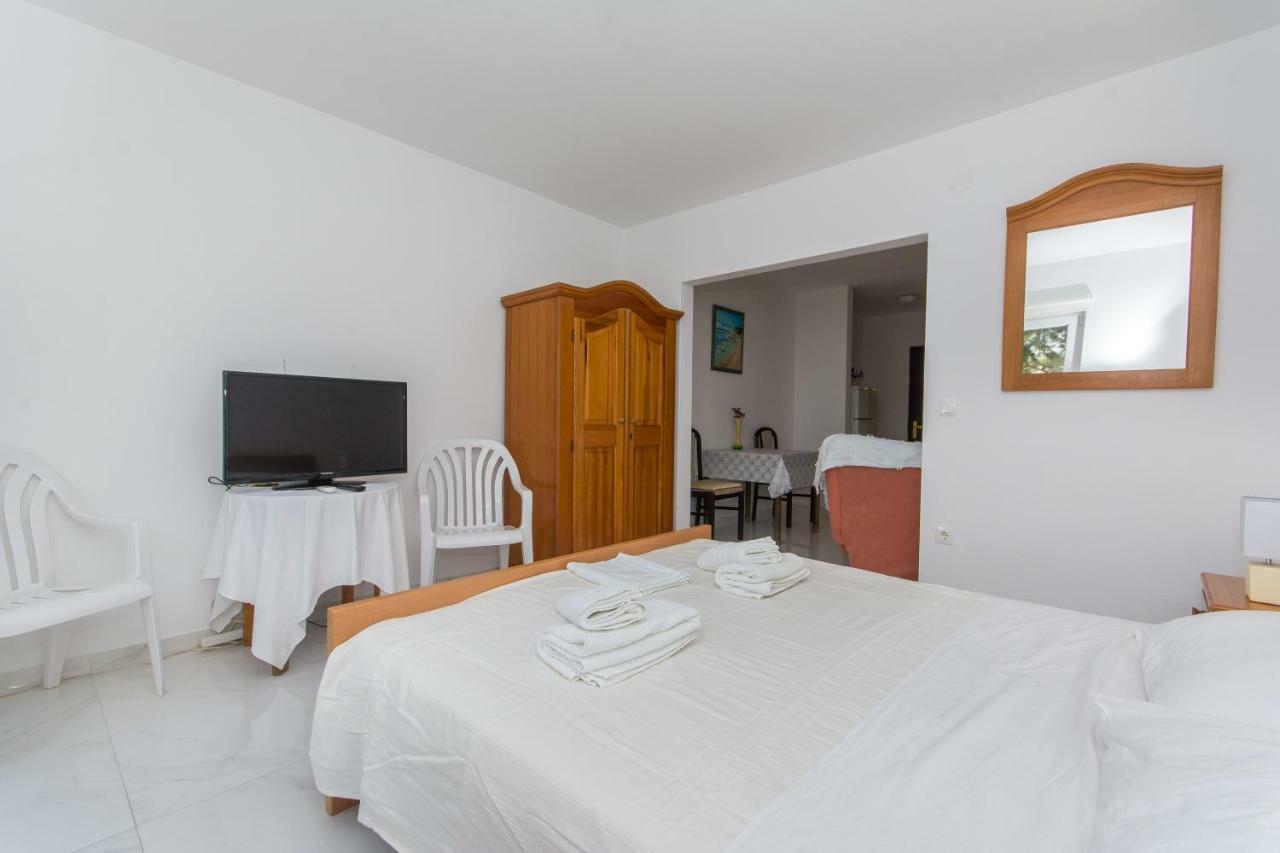 Ratak House Apartment Prizba Ngoại thất bức ảnh